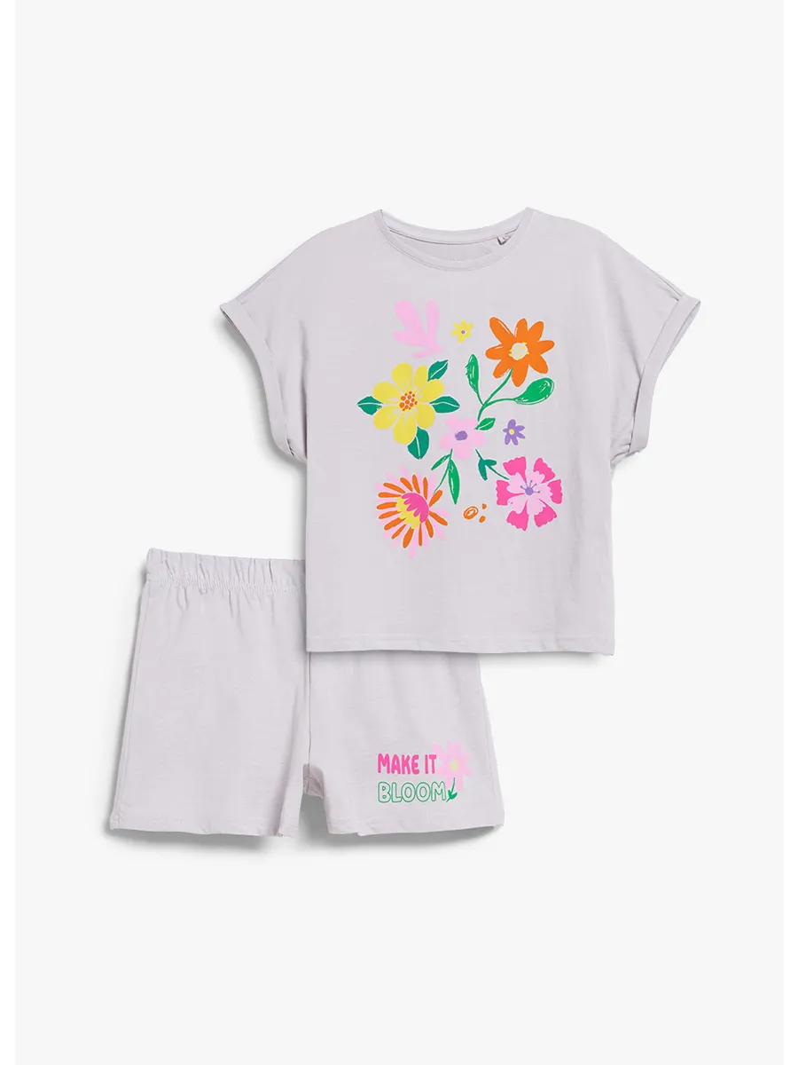 Распродажа .